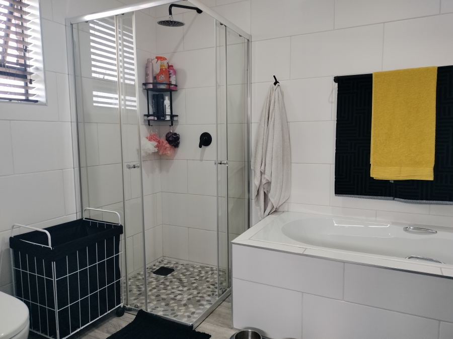 3 Bedroom Property for Sale in Tergniet Western Cape